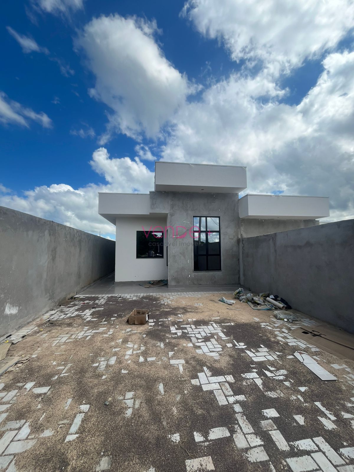 Casa térrea com 1 suíte + 2 quartos no Veredas - Imagem 2