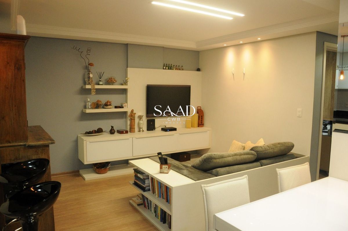 Apartamento Semimobiliado com 2 Quartos (1 Suíte) | 2 Vagas Livres