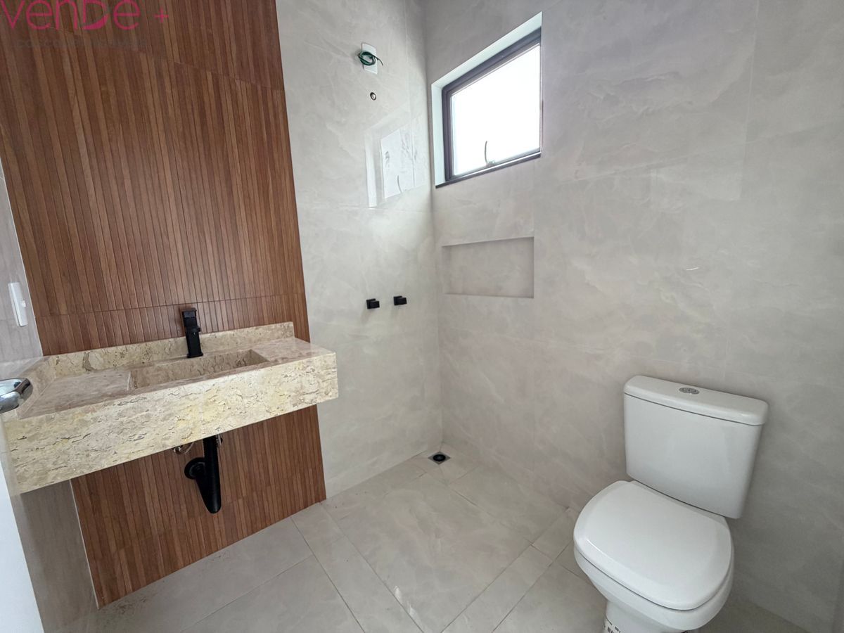 Casa com 3 Quartos e suíte + Sobra de terreno no Santa Cruz  - foto 3