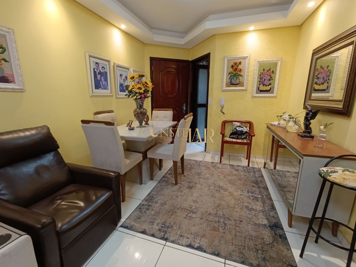 Apartamento 2 dormitórios no Centro com Terraço - foto 2