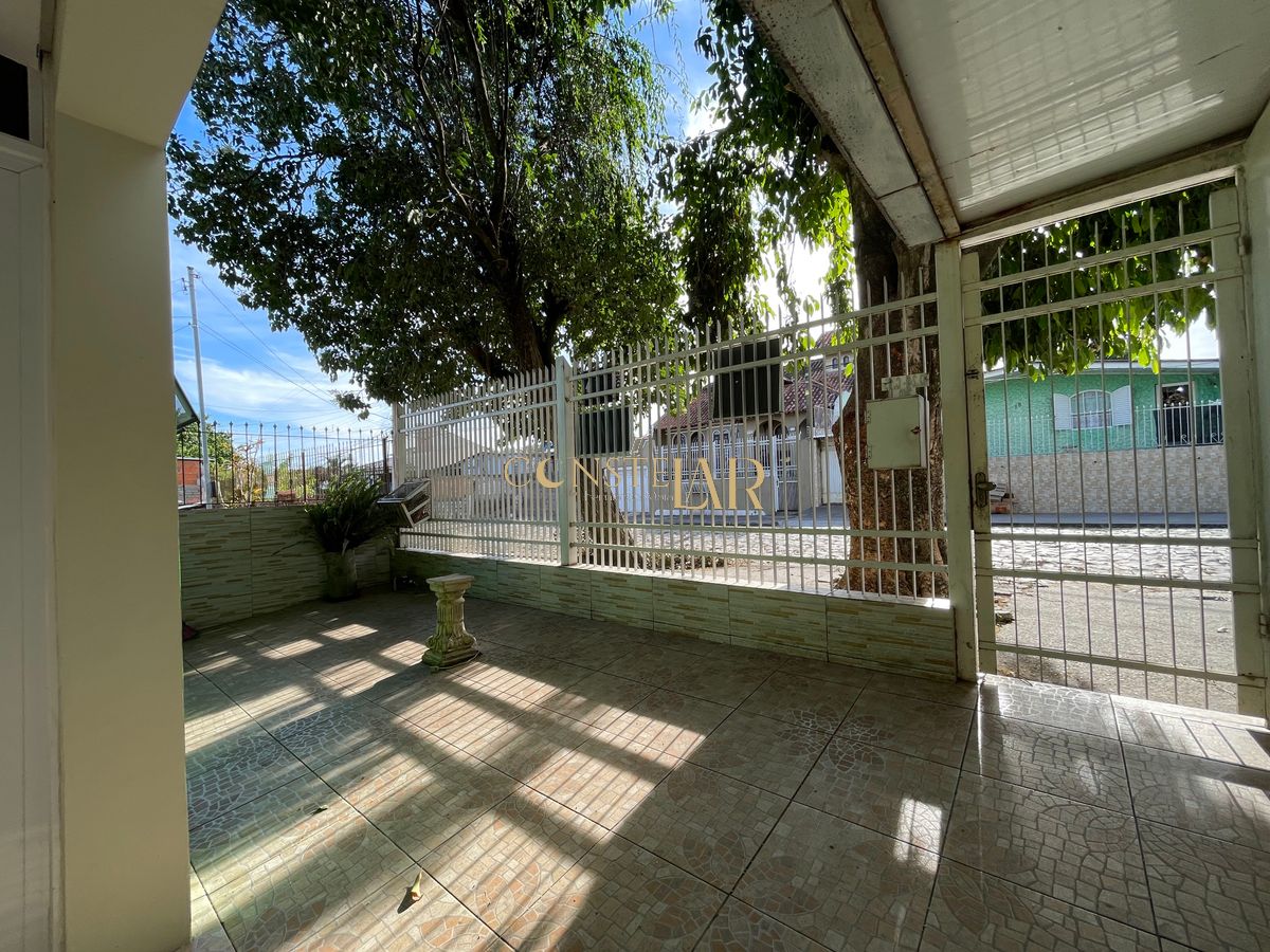 Casa com 4 dormitórios amplos bairro Tancredo Neves - foto 3